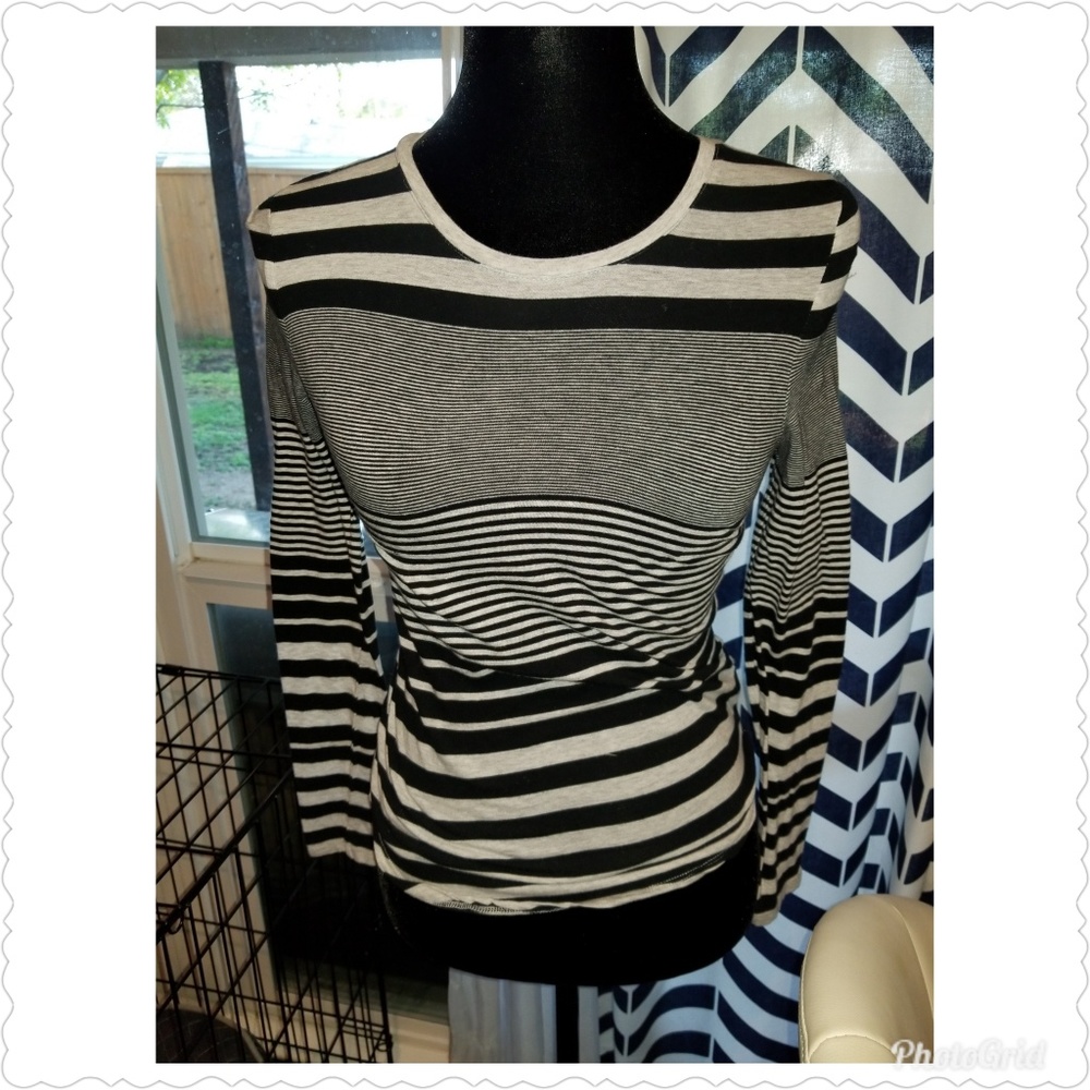 Merona long sleeve top